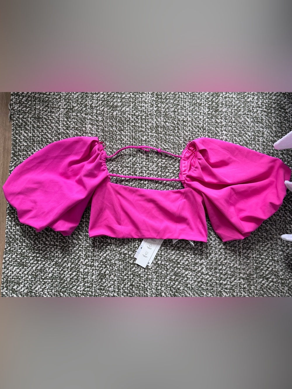Zara Hot Pink Puff-Sleeve Crop Top - Picture 4 of 8
